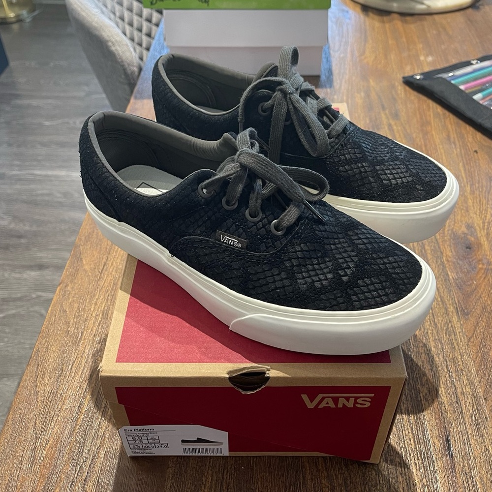 Vans Era Platform 7.5
